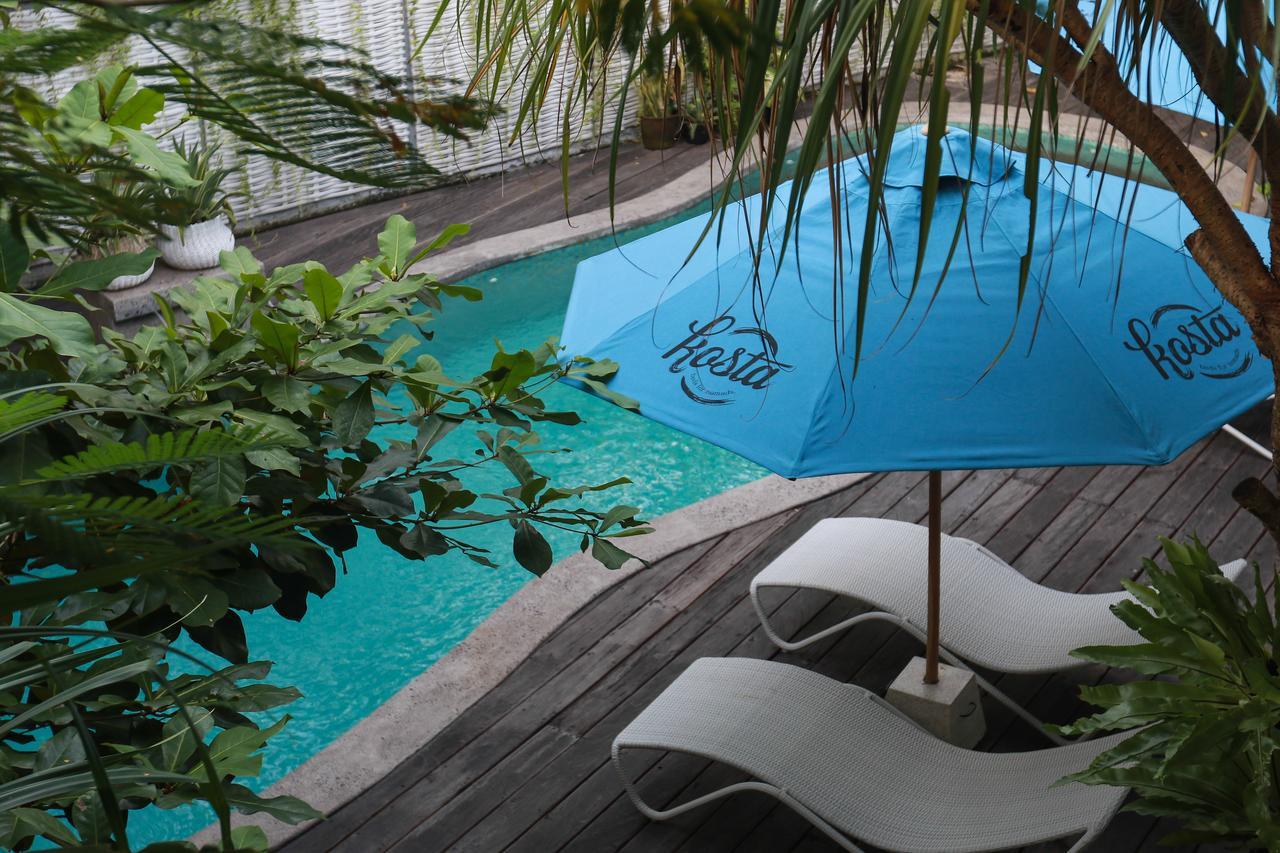 Kosta Hostel Seminyak Екстериор снимка