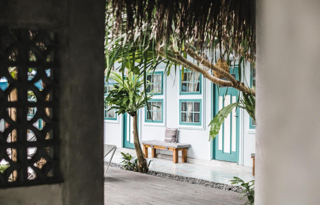 Kosta Hostel Seminyak Екстериор снимка